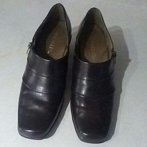 aerosoles sawcurity bootie